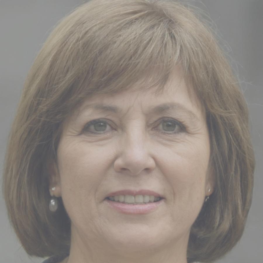 Portrait von Bettina Ziegler, IT-Sicherheit